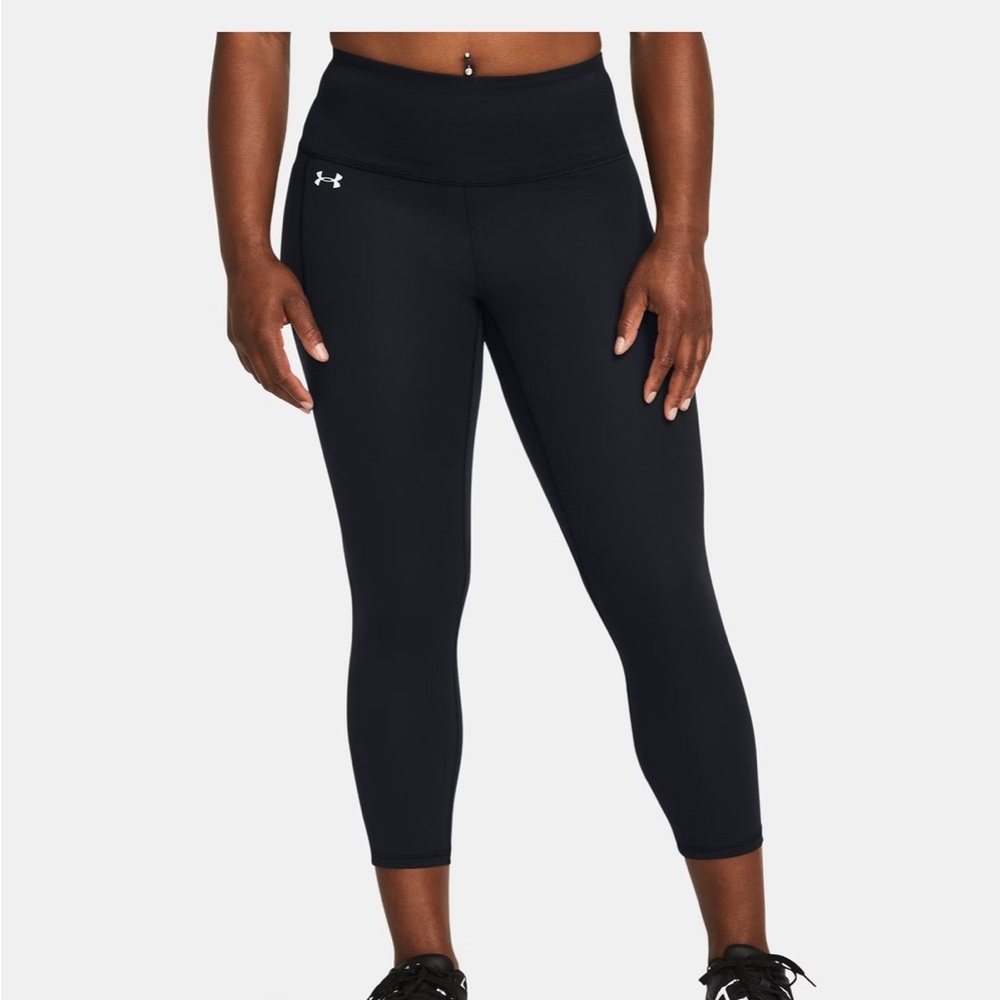 NWT Under Armour motion capri leggings